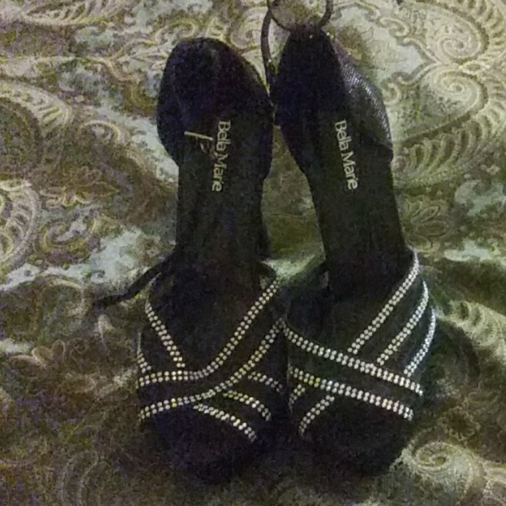 Shoes - Picture 7 of 7